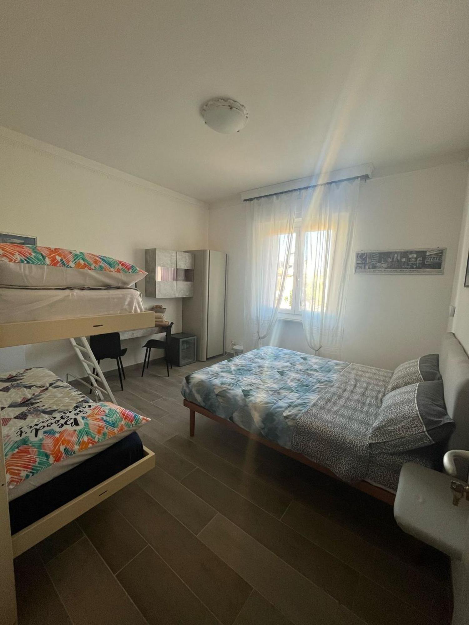 Relax2 Hotel Romito Magra ภายนอก รูปภาพ